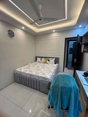 Bedroom in 3 BHK Apartment at Nirala Estate II, Tech Zone 4 Greater Noida – for Rent