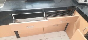 Furnished Amenities in 3 BHK Apartment at Nirmiti Horizon, Aundh – for Rent