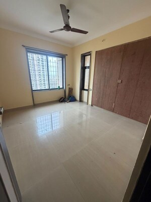 Room in 2 BHK Apartment at Pride Park, Dhokali – for Rent