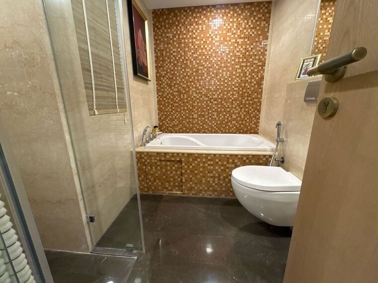 Bathroom, lodha-worli 3 Bedroom 1190 Sq.Ft. Apartment In Worli Mumbai 10677832