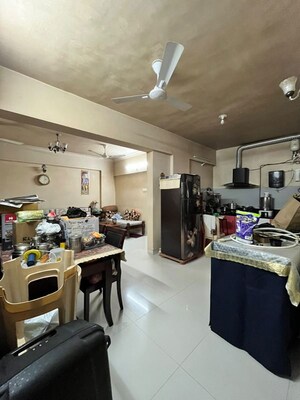 Team Area in 2 BHK Apartment at Rahul Park - D1 D2 D3 Building, Warje – for Sale