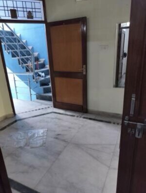 Room in 1 BHK Independent House at Beta Ii Greater Noida – for Rent