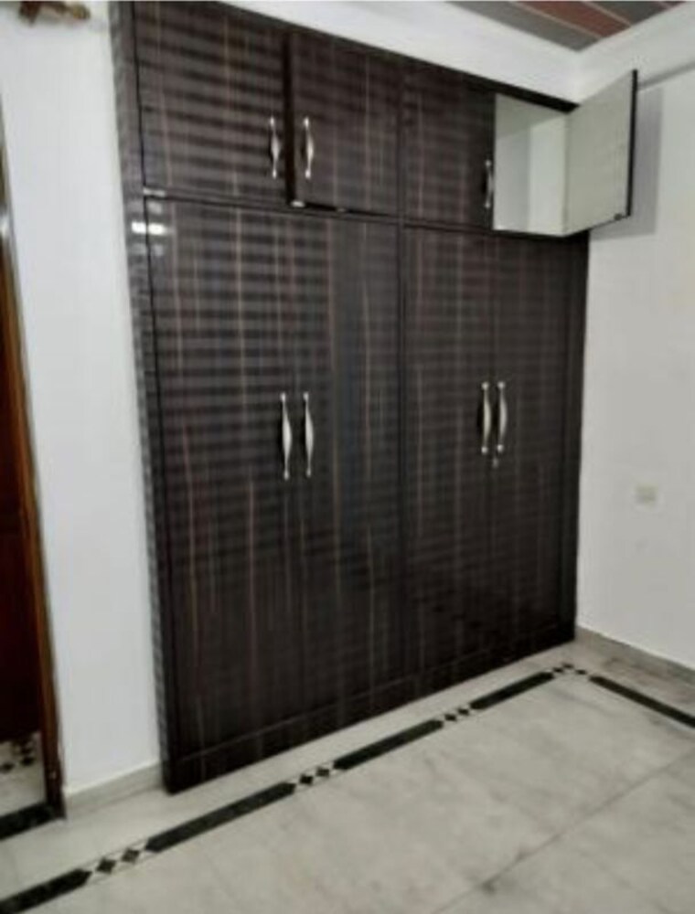 Bathroom, beta ii greater noida 1 Bedroom 70 Sq.Mt. Independent House In Beta Ii Greater Noida Greater Noida 10677875