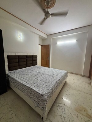 Bedroom in 2 BHK Apartment at Saket – for Rent