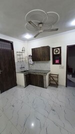 1 BHK +  450 Sq.Ft. Builder Floor in Neb Sarai