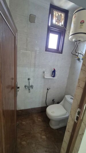 Bathroom in 1 BHK Builder Floor at Neb Sarai – for Rent