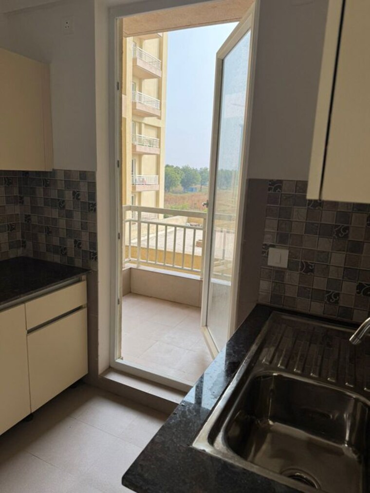 Bathroom, silverglades-the-melia 2.5 Bedroom 1425 Sq.Ft. Apartment In Sohna Sector 35 Gurgaon 10677885