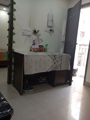 Room in 1 BHK Builder Floor at Sant Nagar – for Rent