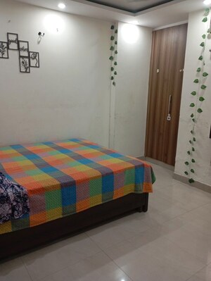 1 BHK Builder Floor For Rent in Sant Nagar