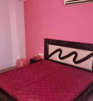 Bedroom in 3 BHK Apartment at Nagla – for Rent