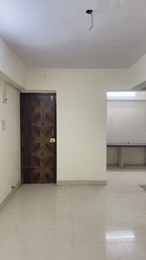 1 BHK Apartment For Sale in Shamim Tower, Kurla East