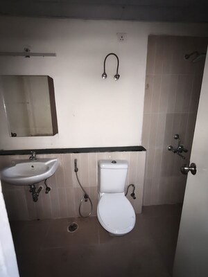 Bathroom in 3 BHK Apartment at Jaypee Greens Kosmos, Sector 134 – for Sale