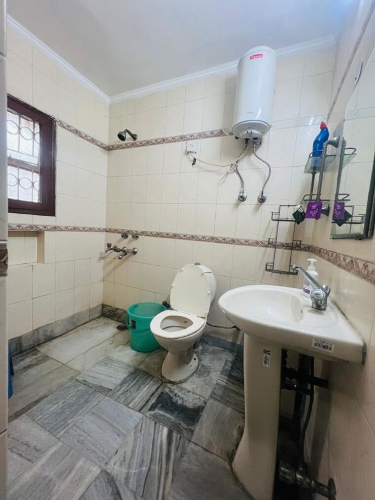 Bedroom, maharishi-dayanand-cghs 3 Bedroom 2400 Sq.Ft. Apartment In Vasant Kunj Delhi 10677918
