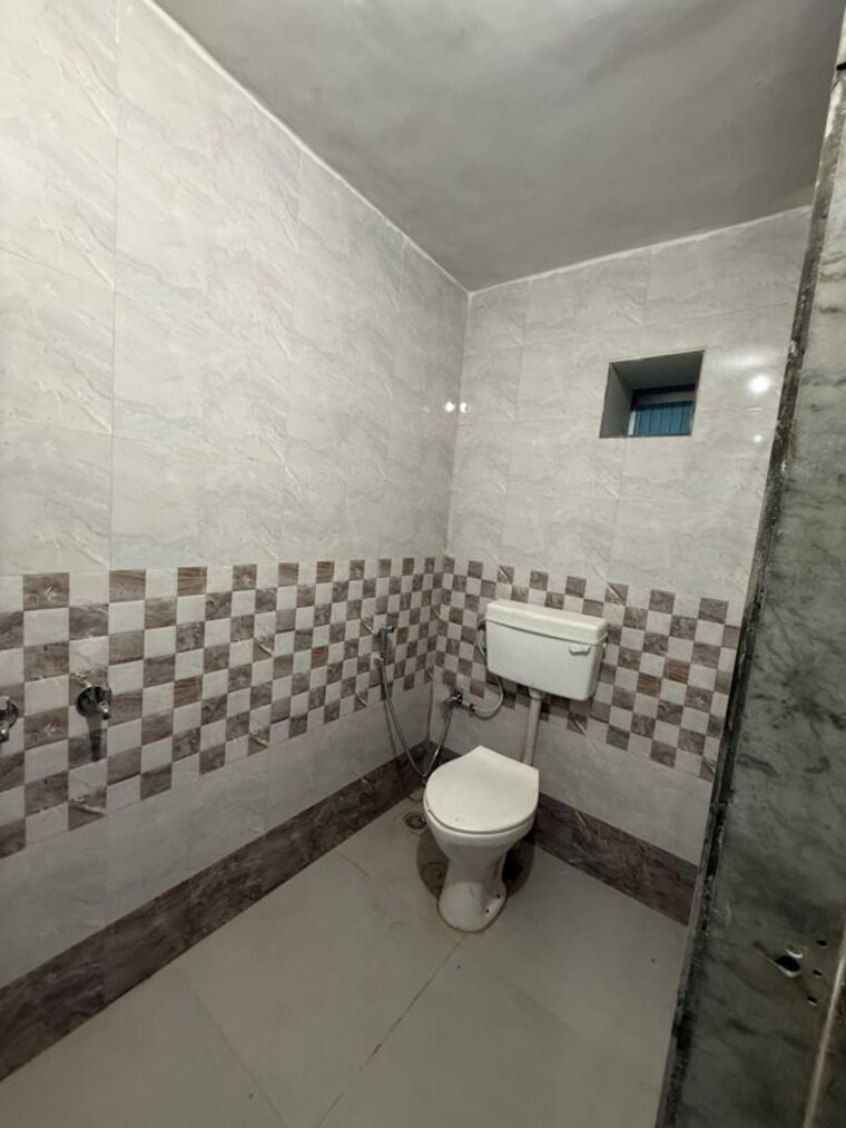 Kitchen, kurla-kamgar-chs 3 Bedroom 1200 Sq.Ft. Villa In Kurla Mumbai 10677925