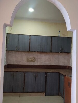 Furnished Amenities in 1 BHK Builder Floor at Neb Sarai – for Rent