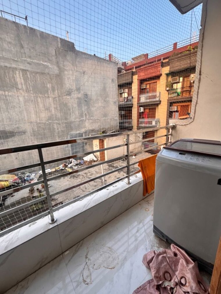 Balcony, saket 1 Bedroom 600 Sq.Ft. Apartment In Saket Delhi 10677957