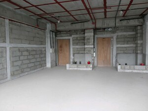 Room in  Office Space at Worli – for Rent