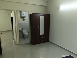 Room in 2 BHK Apartment at Pyramid Fusion Homes, Sector 70a – for Rent