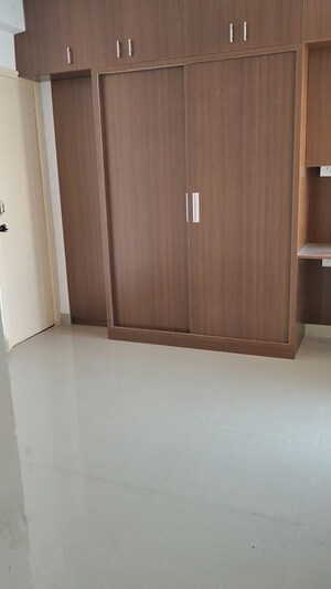 Room in 2 BHK Apartment at Landmark The Homes 81, Sector 81 – for Rent