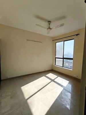 Room in 3 BHK Apartment at Emaar Imperial Gardens, Sector 102 – for Rent