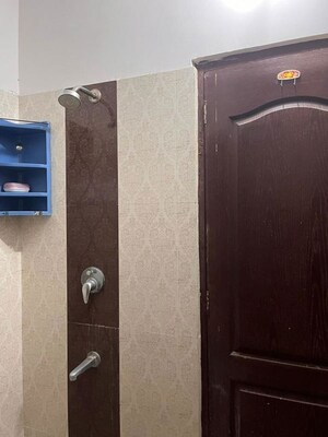 Furnished Amenities in 3 BHK Villa at Saket Nagar – for Sale
