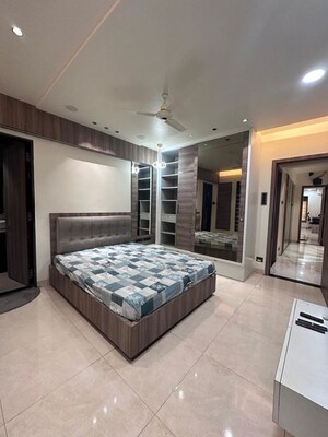 Bedroom in 4 BHK Apartment at Viman Nagar – for Rent