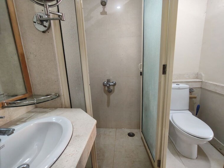 Bathroom, hiranandani-gardens-eldora 2 Bedroom 1100 Sq.Ft. Apartment In Powai Mumbai 10678078