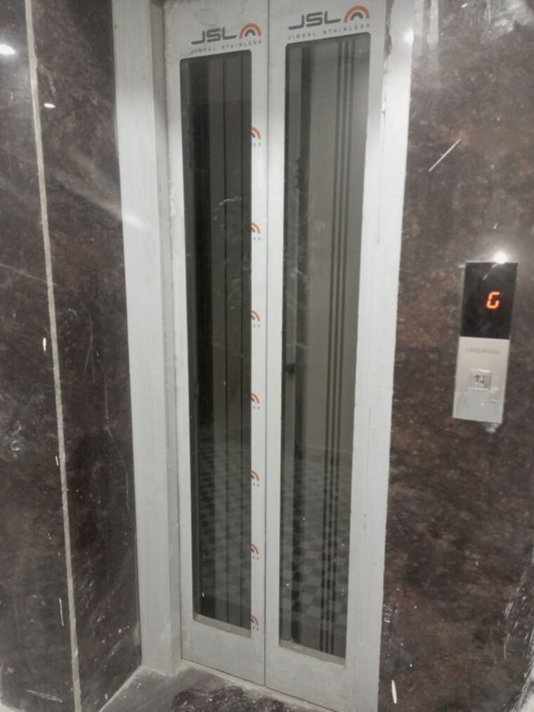 undefined, sector 73 2 Bedroom 1080 Sq.Ft. Builder Floor In Sector 73 Noida 10678083