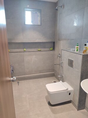 Bathroom in 6 BHK Independent House at Banjara Hills – for Rent