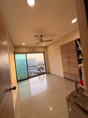 Room in 2 BHK Apartment at Man Opus, Mira Road – for Sale