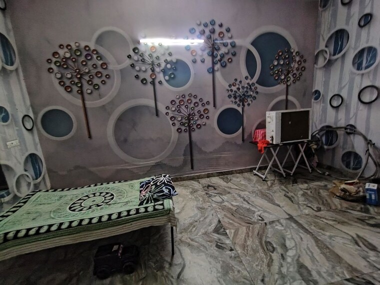 Bedroom, sector 23 3 Bedroom 1550 Sq.Ft. Builder Floor In Sector 23 Gurgaon 10678147