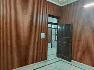 Room in 3 BHK Builder Floor at Sector 22 – for Rent