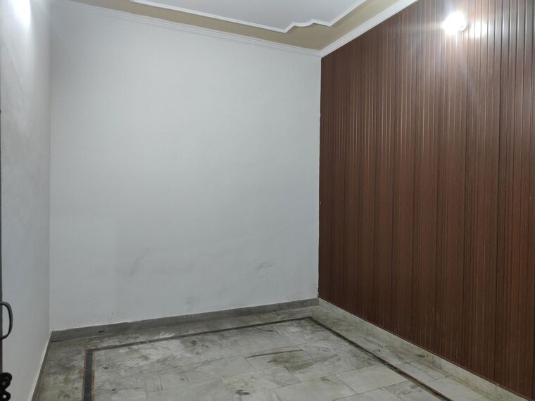 Room, sector 22 3 Bedroom 1550 Sq.Ft. Builder Floor In Sector 22 Gurgaon 10678172