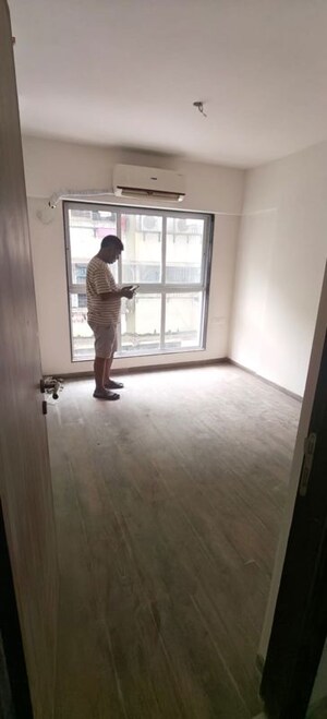Room in 1 BHK Apartment at The Baya Central, Lower Parel – for Rent