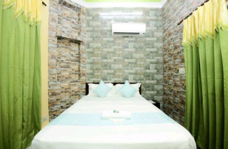 Bathroom, vineet khand 1 5 Bedroom 2152 Sq.Ft. Villa In Vineet Khand 1 Lucknow 10678224