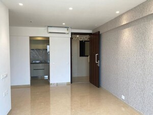 Room in 2 BHK Apartment at Hiranandani Highland, Powai – for Rent