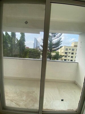 Balcony in 2.5 BHK Apartment at Deshpande Shikshak CHS, Sanewadi – for Rent