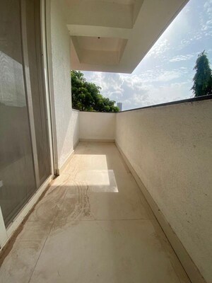 Balcony in 2.5 BHK Apartment at Deshpande Shikshak CHS, Sanewadi – for Rent