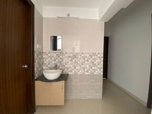 Building Lobby in 2.5 BHK Apartment at Deshpande Shikshak CHS, Sanewadi – for Rent