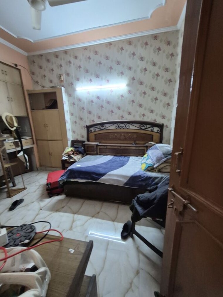Room, mayur vihar 2.5 Bedroom 850 Sq.Ft. Apartment In Mayur Vihar Delhi 10678290