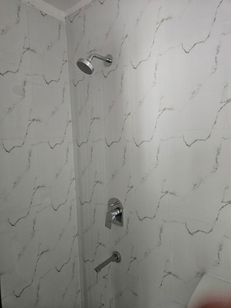 Bathroom, ramprastha-skyz 2 Bedroom 1200 Sq.Ft. Apartment In Sector 37d Gurgaon 10678257