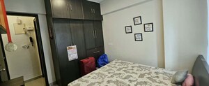 Furnished Amenities in 2 BHK Apartment at Lake Home, Powai – for Rent