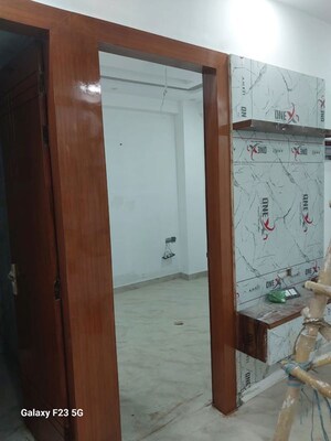 Bathroom in 3 BHK Apartment at LnT Veridian, Powai – for Sale