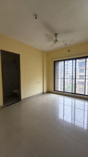 Master Bedroom in 2 BHK Apartment at Eco Residency Andheri, Andheri East – for Sale
