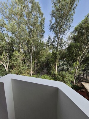 Balcony in 2.5 BHK Apartment at Mayur Vihar – for Rent