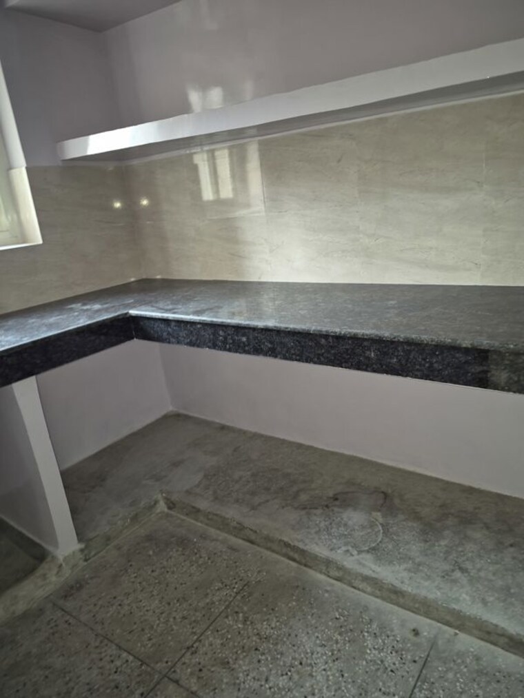 Kitchen, mayur vihar 2.5 Bedroom 950 Sq.Ft. Apartment In Mayur Vihar Delhi 10678360
