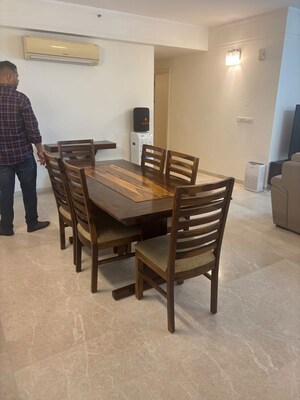 Staircase in 3.5 BHK Apartment at DLF Park Place, Sector 54 – for Rent