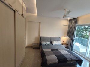 Bedroom in 3 BHK Apartment at Andheri CHS, Andheri West – for Rent