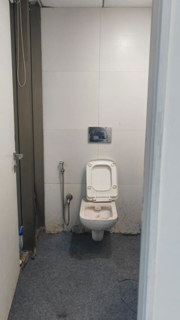 Bathroom, kanakia-boomerang Commercial Office Space 1526 Sq.Ft. In Powai Mumbai 10678384