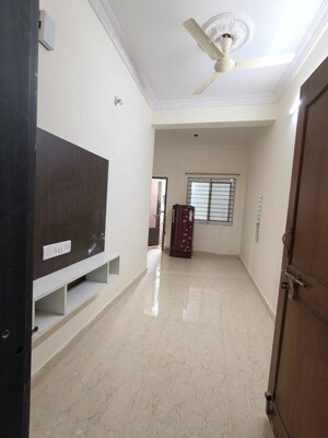 1 BHK Apartment For Rent in Sri Nilayam Kondapur, Kondapur
